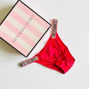 XS Victoria’s Secret bling red bikini panty
